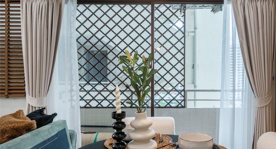 Condo en alquiler de 1 habitaciones en Khlong Toei, Bangkok