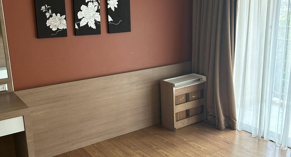 For rent 2 bedrooms condo in Bang Na, Bangkok