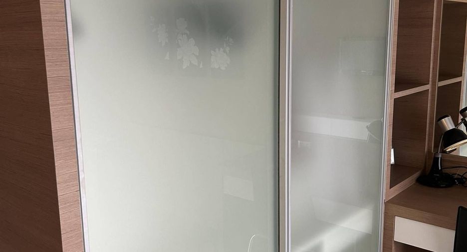 For rent 2 bedrooms condo in Bang Na, Bangkok