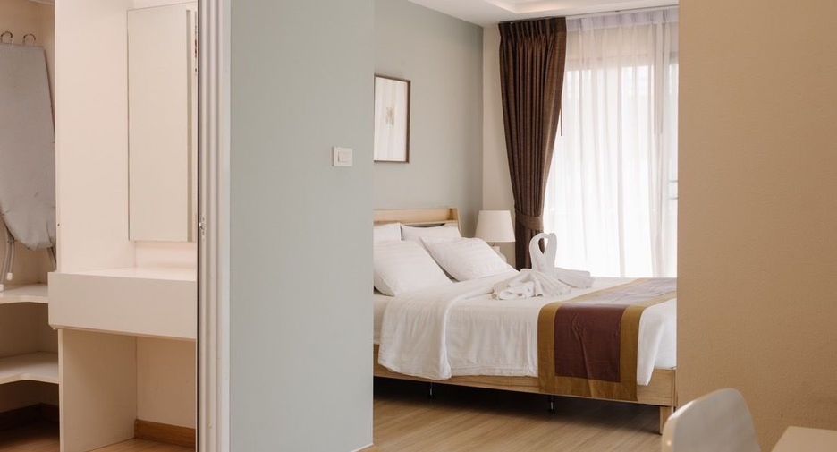 For sale 28 bedrooms hotel in Bang Rak, Bangkok