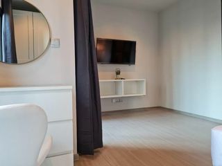 Condo en alquiler de 1 habitaciones en Huai Khwang, Bangkok