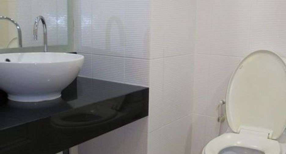 For sale 1 bed condo in Sathon, Bangkok