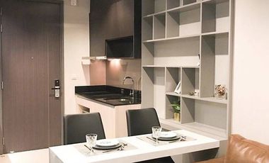 For sale 1 bed condo in Khlong Toei, Bangkok