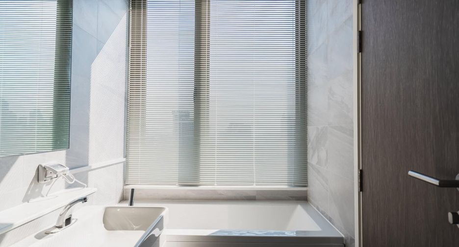 Аренда 2 спальни кондо в Щаттхана, Бангкок