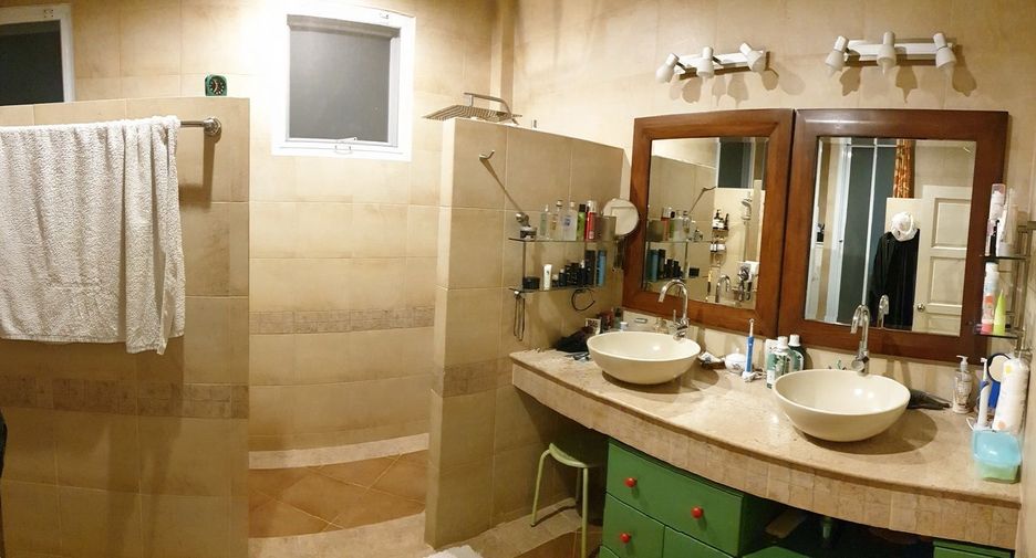 Haus zum Kauf mit 3 Zimmer in Bang Khen, Bangkok
