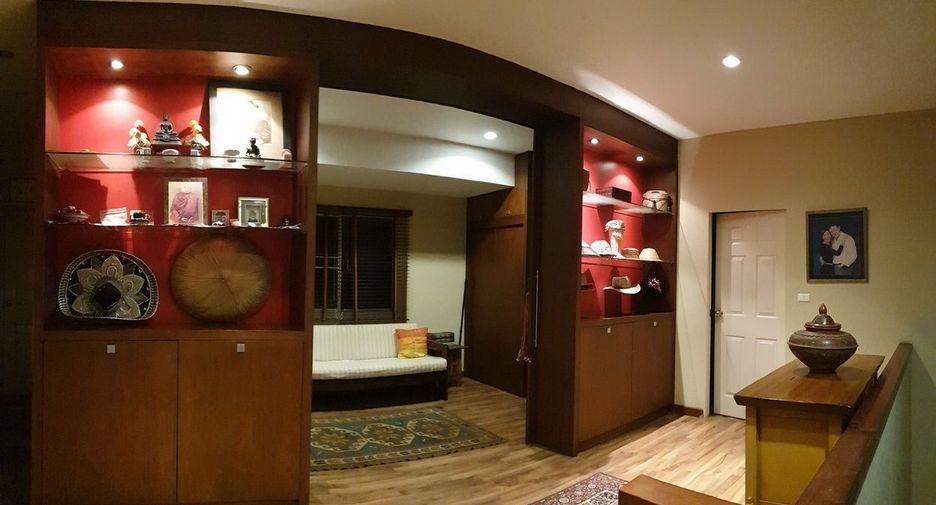 Haus zum Kauf mit 3 Zimmer in Bang Khen, Bangkok