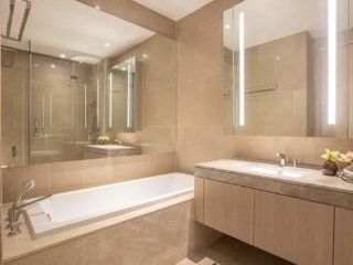 For rent 3 bedrooms condo in Khlong San, Bangkok