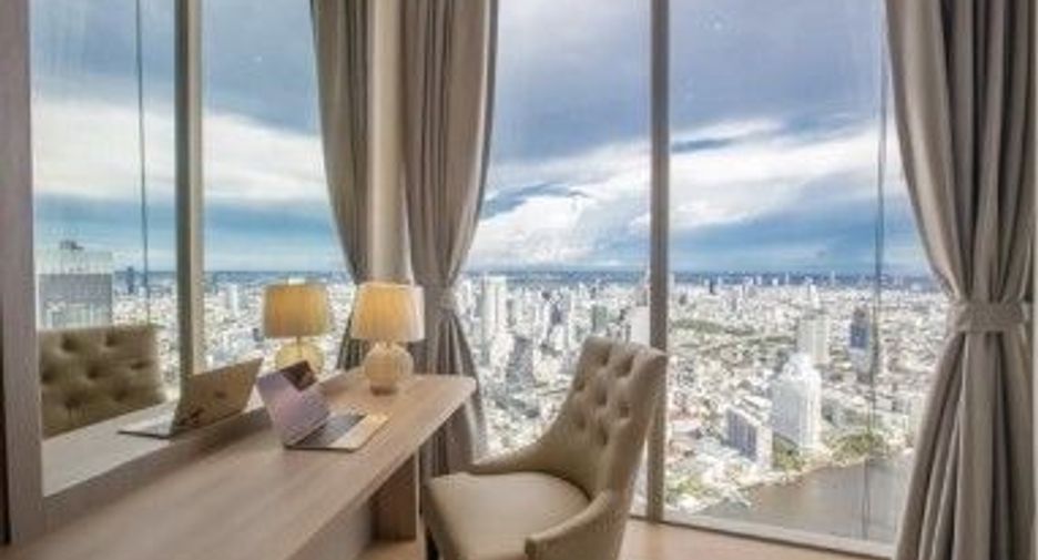 For rent 3 bedrooms condo in Khlong San, Bangkok