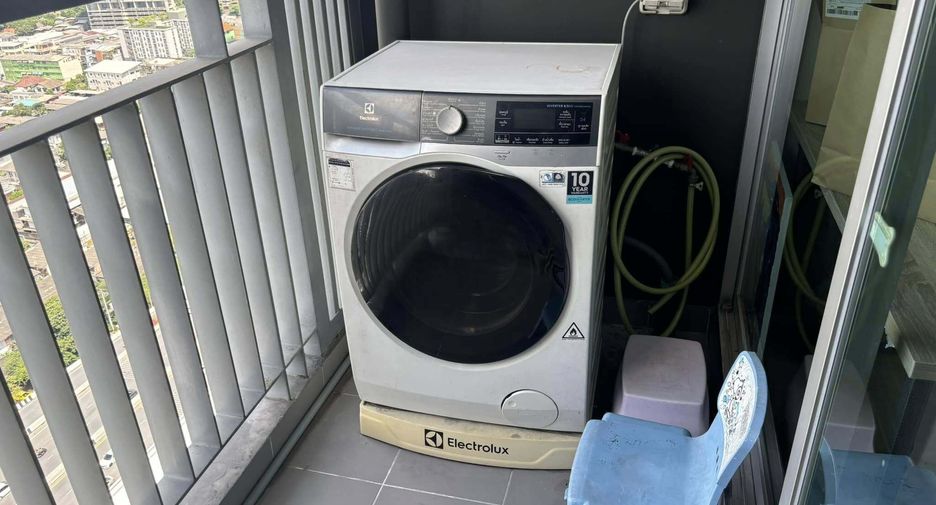 For sale 1 bed condo in Chom Thong, Bangkok