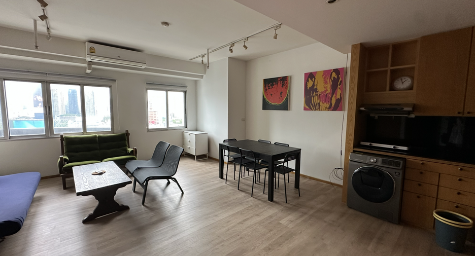 For rent 1 bed condo in Watthana, Bangkok