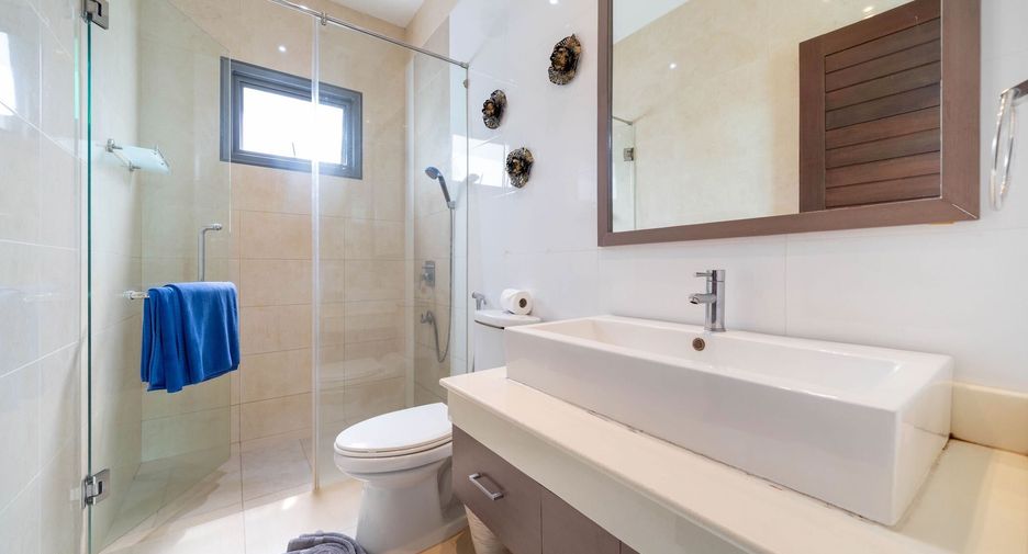 For sale 2 bedrooms villa in Mueang Phuket, Phuket