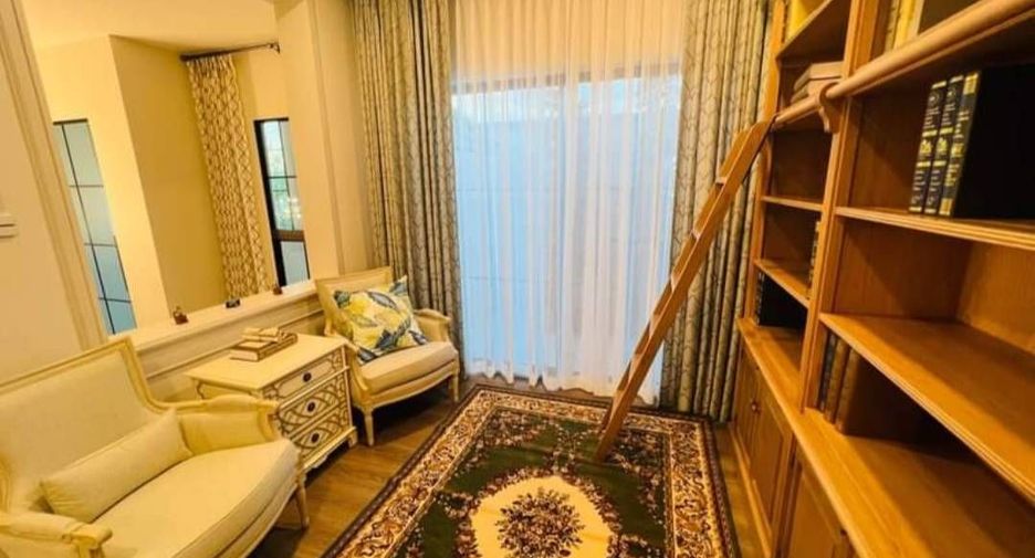 À vendre 4 chambres maison à Saphan Sung, Bangkok