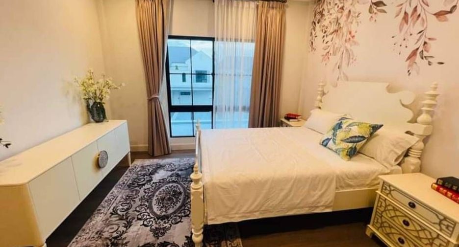 À vendre 4 chambres maison à Saphan Sung, Bangkok