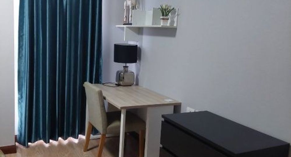 For sale 2 bedrooms condo in Phra Khanong, Bangkok
