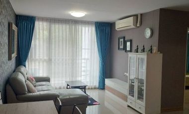 Продажа 2 спальни кондо в Пхра Кханонг, Бангкок