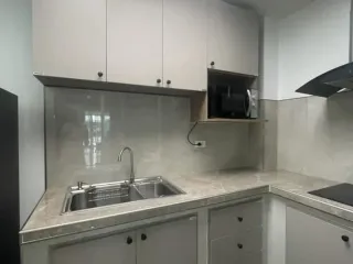 Casa adosada en alquiler de 3 habitaciones en Suan Luang, Bangkok