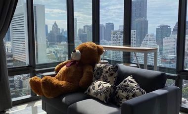 For rent 2 bedrooms condo in Bang Rak, Bangkok