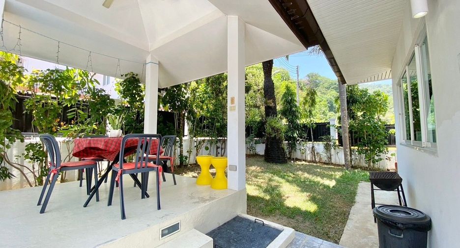 Villa en alquiler de 3 habitaciones en Mueang Phuket, Phuket