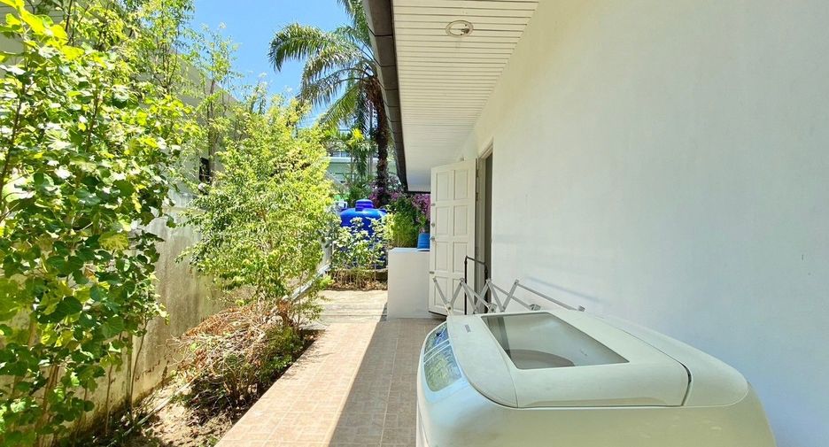 Villa en alquiler de 3 habitaciones en Mueang Phuket, Phuket