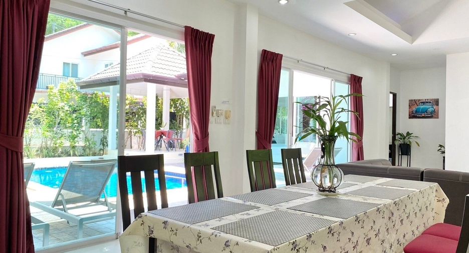 Villa en alquiler de 3 habitaciones en Mueang Phuket, Phuket