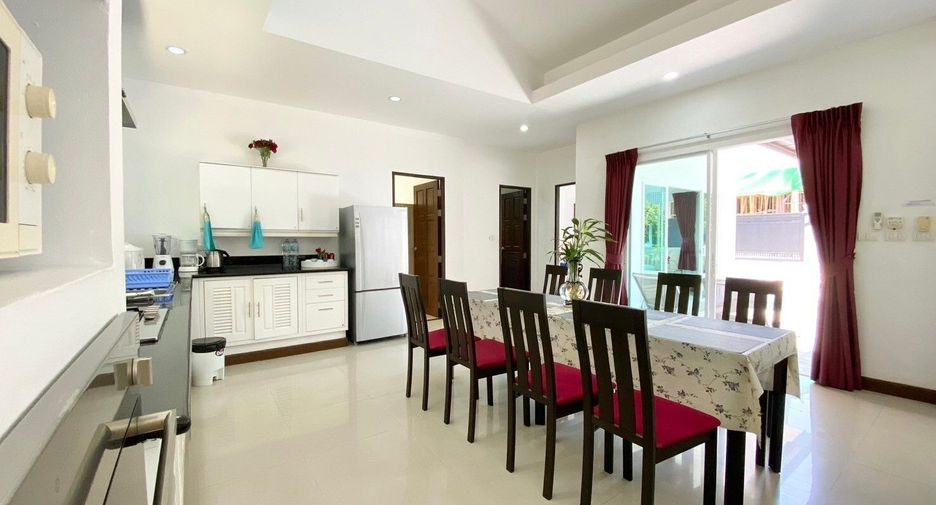 Villa en alquiler de 3 habitaciones en Mueang Phuket, Phuket