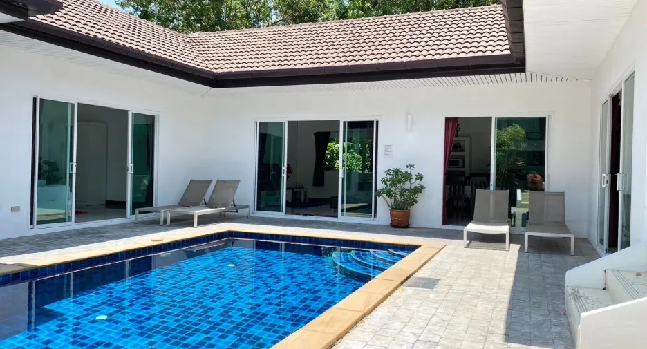 Villa en alquiler de 3 habitaciones en Mueang Phuket, Phuket