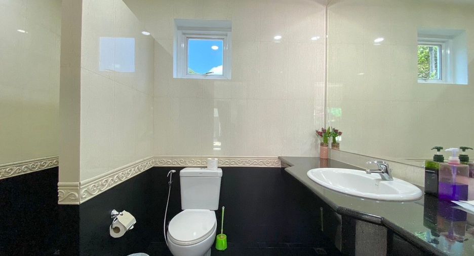 Villa en alquiler de 3 habitaciones en Mueang Phuket, Phuket