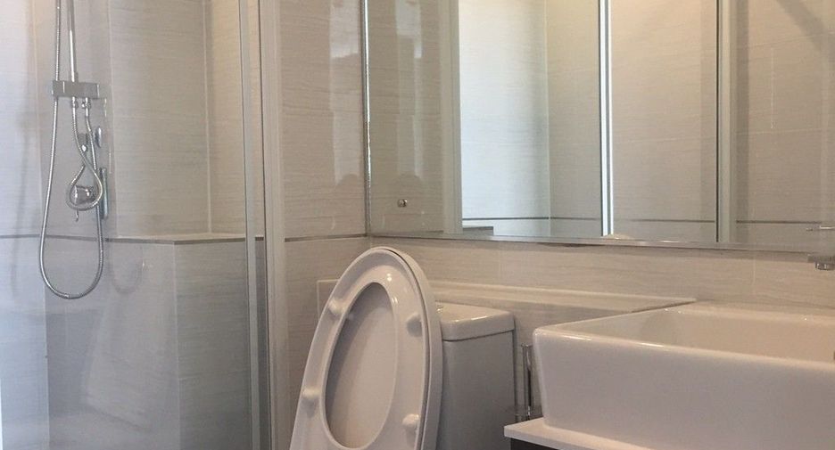 For sale and for rent 1 bed condo in Mueang Samut Prakan, Samut Prakan