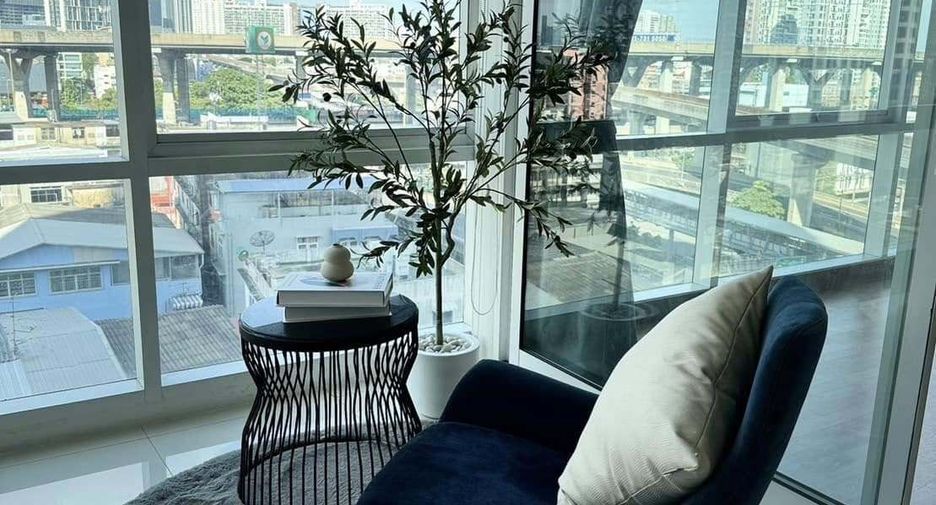 For rent 3 bedrooms condo in Bang Na, Bangkok