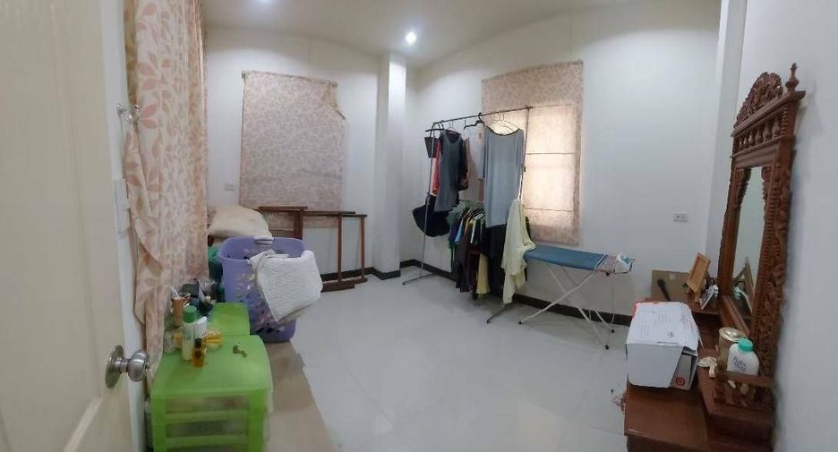 出售 4 卧室 独立屋 在 Bueng Kum, 曼谷