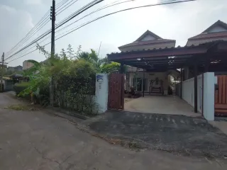 Haus zum Kauf mit 4 Zimmer in Bueng Kum, Bangkok
