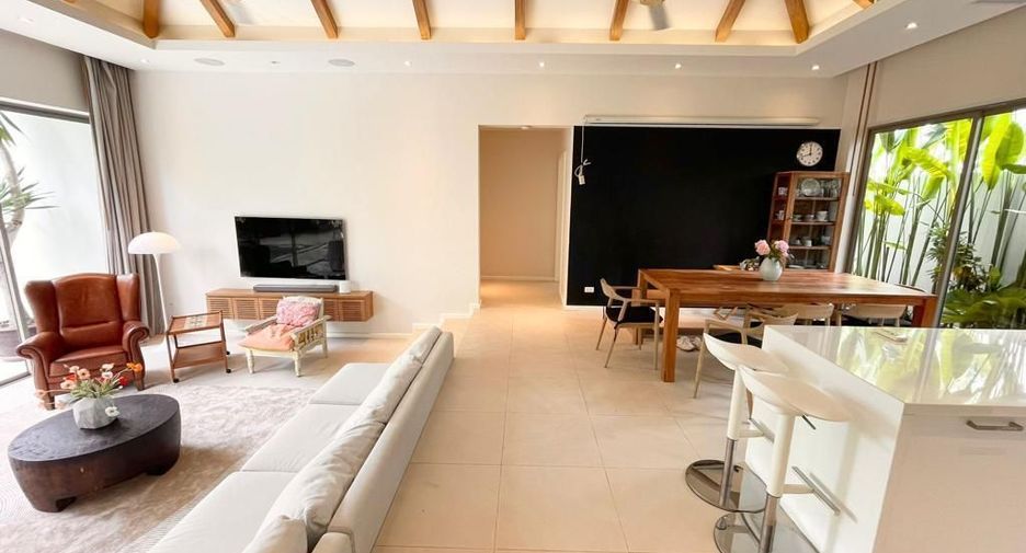 For rent 4 bedrooms villa in Thalang, Phuket