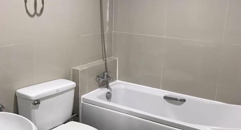 Wohnung zur Miete mit 3 Zimmer in Khlong Toei, Bangkok