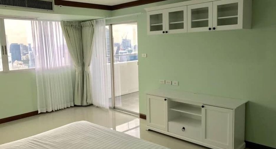 Wohnung zur Miete mit 3 Zimmer in Khlong Toei, Bangkok