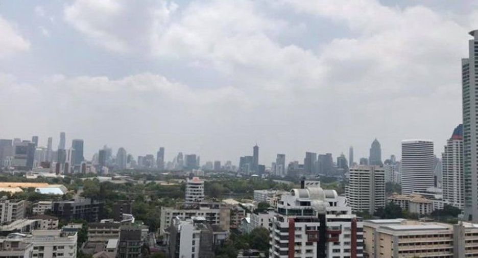 For rent 2 bedrooms condo in Khlong Toei, Bangkok
