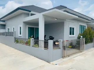 出租 2 卧室 独立屋 在 Phuket Town, 普吉