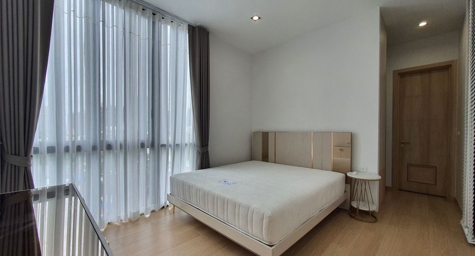 For rent 3 bedrooms condo in Chatuchak, Bangkok