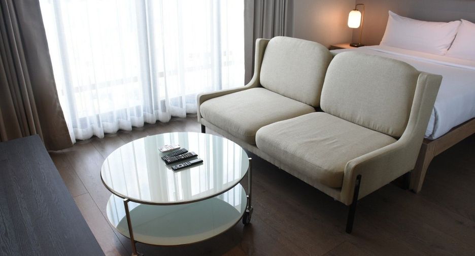 For rent studio condo in Khlong Toei, Bangkok