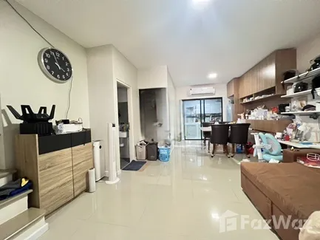 For sale 4 bedrooms townhouse in Chom Thong, Bangkok