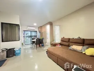For sale 4 bedrooms townhouse in Chom Thong, Bangkok