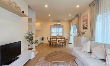 For rent 3 bedrooms house in Mueang Phuket, Phuket