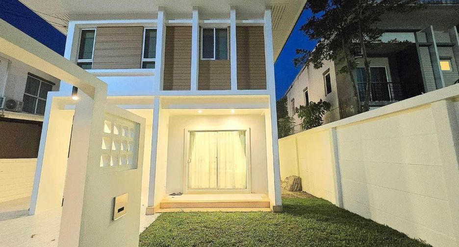 For rent 3 bedrooms house in Mueang Phuket, Phuket