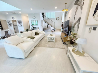 For rent 5 bedrooms house in Bang Khen, Bangkok