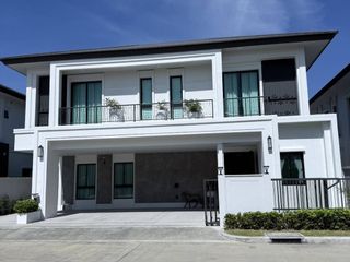 For rent 5 bedrooms house in Bang Khen, Bangkok