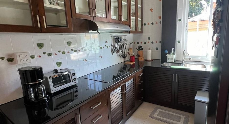 For rent 2 bedrooms villa in Mueang Phuket, Phuket
