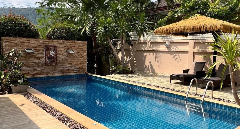 For rent 2 bedrooms villa in Mueang Phuket, Phuket