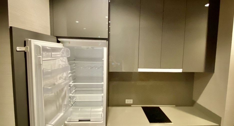 ขาย 2 ห้องนอน คอนโด ใน สาทร, กรุงเทพฯ