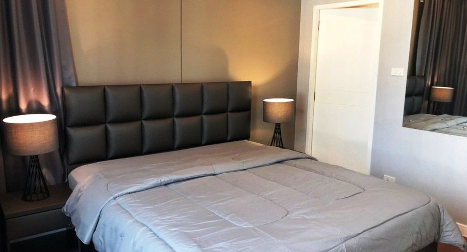 For sale 1 bed condo in Khlong Toei, Bangkok