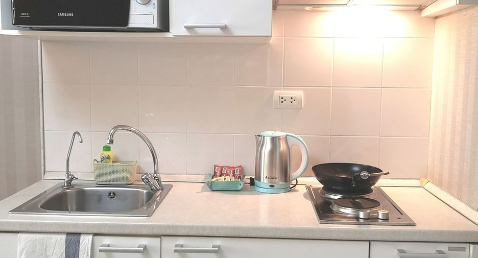 For rent 1 bed condo in Watthana, Bangkok