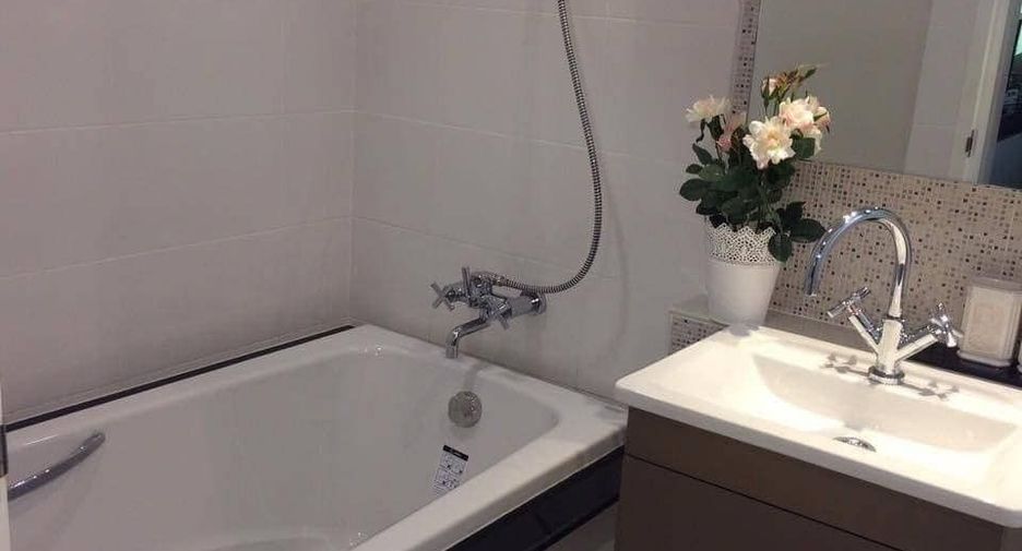For sale 2 bedrooms condo in Phra Khanong, Bangkok